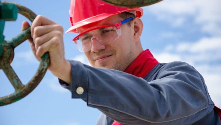 Standard OSHA Guidelines to Reduce Oil Field Injuries and Safety Hazards in Oklahoma
